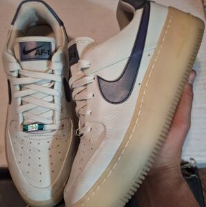 Air Force 1 Sage Low LX "Spruce Arua" Women's Size 10